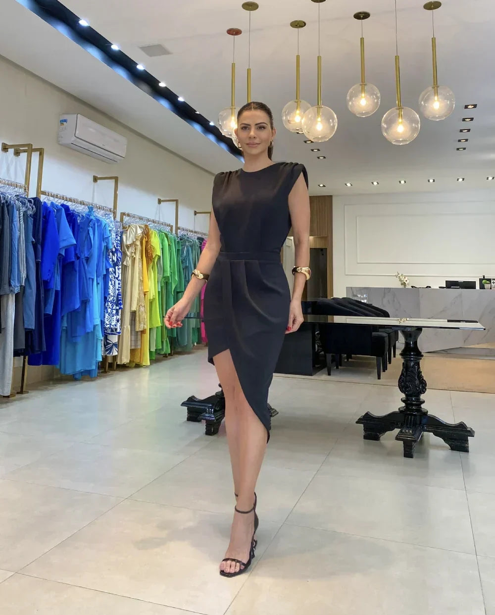 Britty | Rochie cocktail cu tiv în formă de lalea