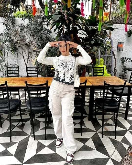 JADWIGA – PANTALONI CARGO REGLABILI PENTRU FEMEI 