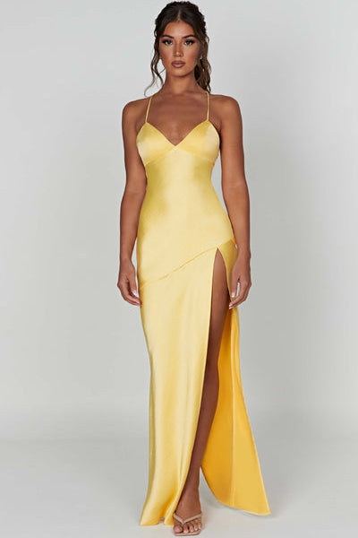 Amara – Rochie de Damă Maxi Satin Elegantă cu Fisură