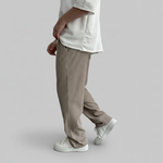 Pantaloni 8 - fundo cinzento